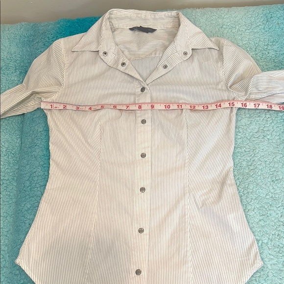 🔥Armani Exchange White and Black Striped Shirt🔥 - Picture 4 of 7